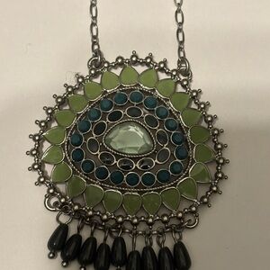 Elegant Green Pendant Necklace